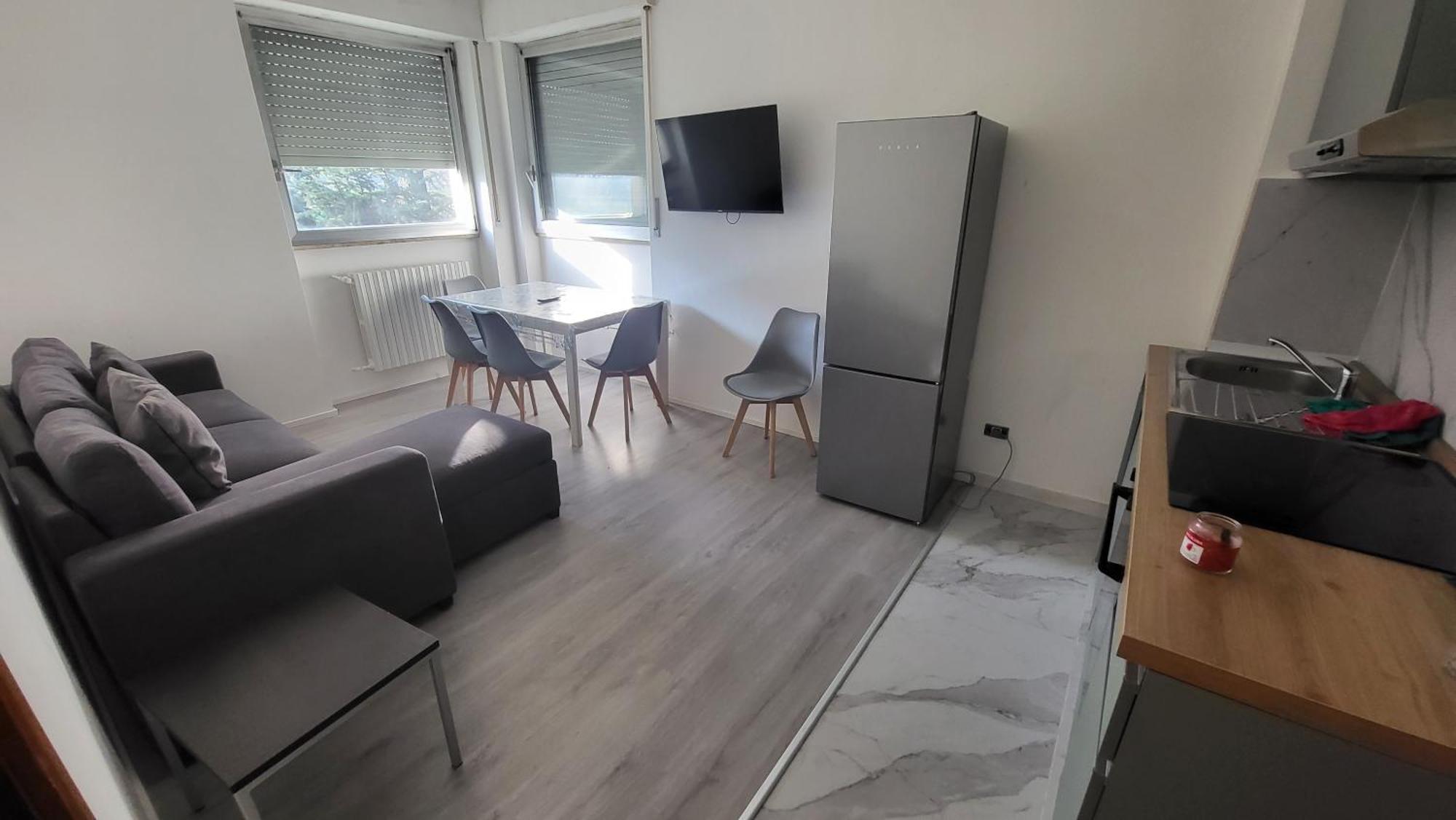 Toma Apartment Trilocale Moderno Per Max 6 Persone Milan Bagian luar foto